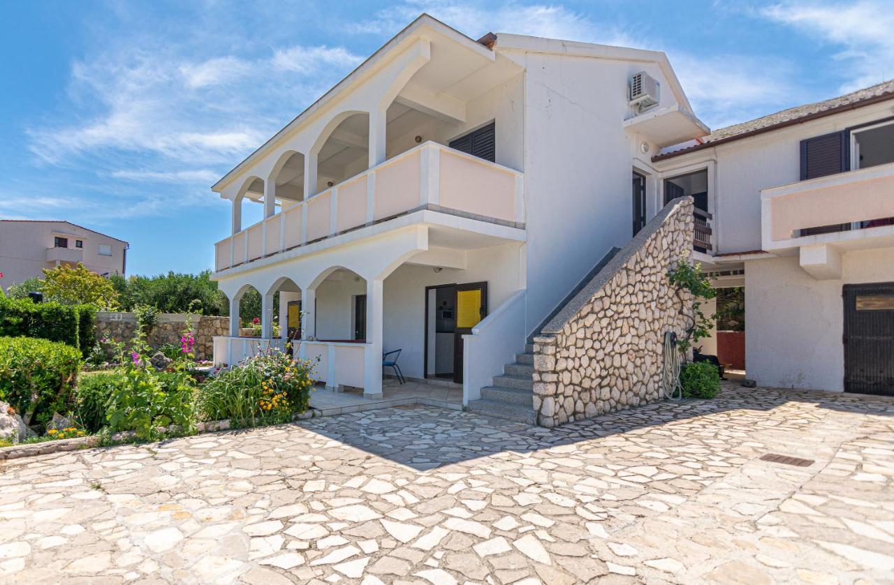 Apartment Plemic Паг Экстерьер фото