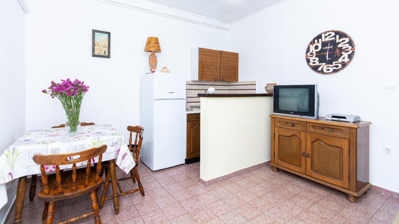 Apartment Plemic Паг Экстерьер фото