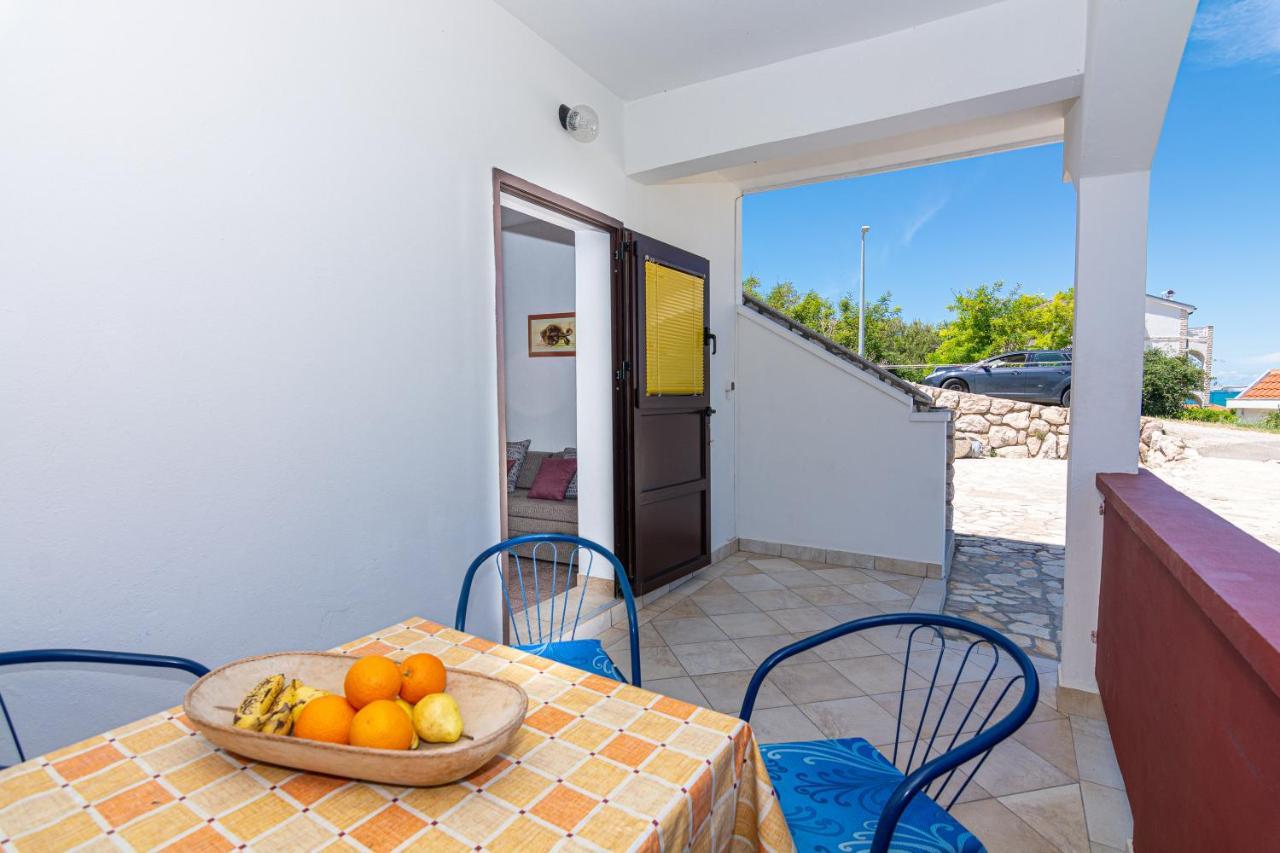 Apartment Plemic Паг Экстерьер фото